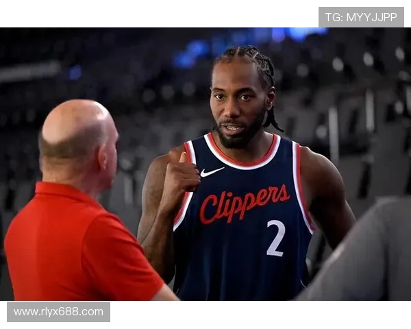 莱昂纳德缺席引发热议快船队遭到NBA正式警告